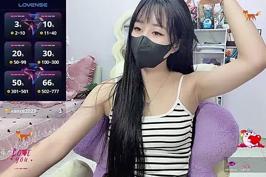 Snapshot of _LLisa_ chatting on 12-15-25, 02:16 LLisa online show from 12-15-25, 02:16