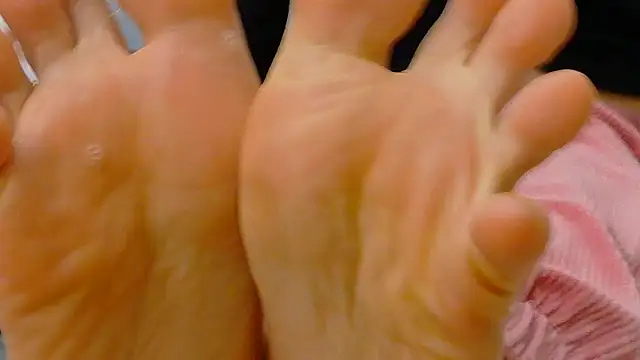 Snapshot of goddessagatha chatting on 04-27-26, 08:34 goddessagatha online show from 04-27-26, 08:34