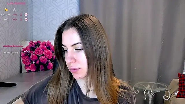 Snapshot of Naughty__Megan chatting on 02-06-25, 08:07 Naughty Megan online show from 02-06-25, 08:07