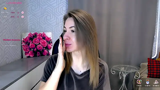 Snapshot of Naughty__Megan chatting on 02-11-25, 08:05 Naughty Megan online show from 02-11-25, 08:05