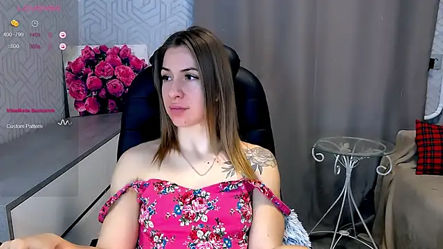 Snapshot of Naughty__Megan chatting on 02-14-25, 08:10 Naughty Megan online show from 02-14-25, 08:10