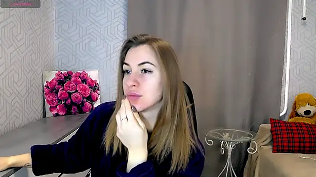 Snapshot of Naughty__Megan chatting on 02-27-25, 08:50 Naughty Megan online show from 02-27-25, 08:50