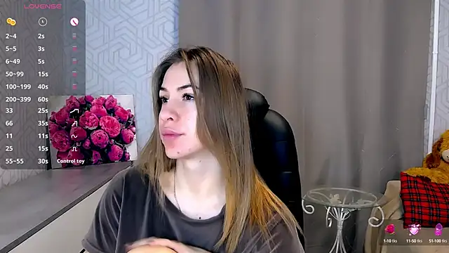 Snapshot of Naughty__Megan chatting on 03-04-25, 10:13 Naughty Megan online show from 03-04-25, 10:13