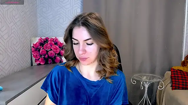 Snapshot of Naughty__Megan chatting on 03-10-25, 05:11 Naughty Megan online show from 03-10-25, 05:11