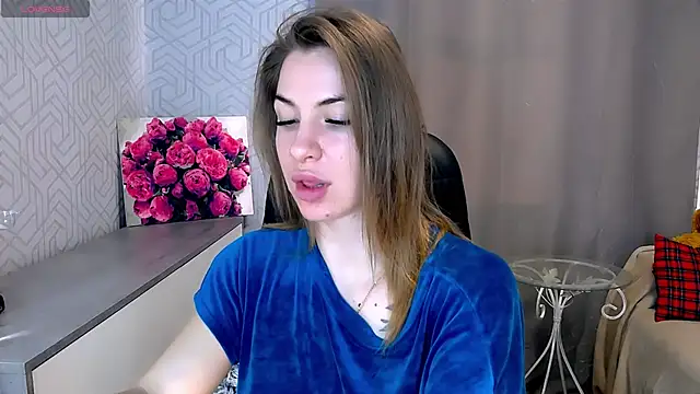 Snapshot of Naughty__Megan chatting on 03-14-25, 07:59 Naughty Megan online show from 03-14-25, 07:59