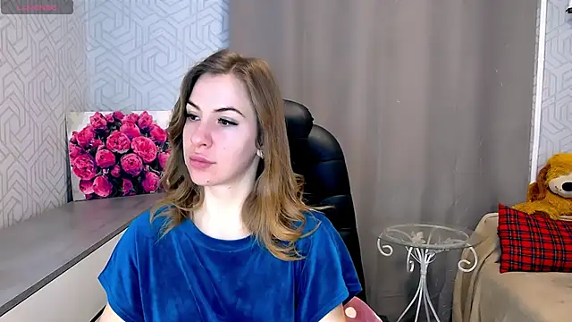 Snapshot of Naughty__Megan chatting on 03-15-25, 06:25 Naughty Megan online show from 03-15-25, 06:25