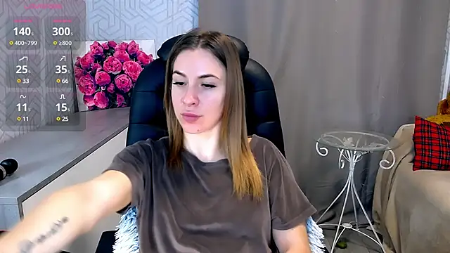 Snapshot of Naughty__Megan chatting on 03-19-25, 12:12 Naughty Megan online show from 03-19-25, 12:12