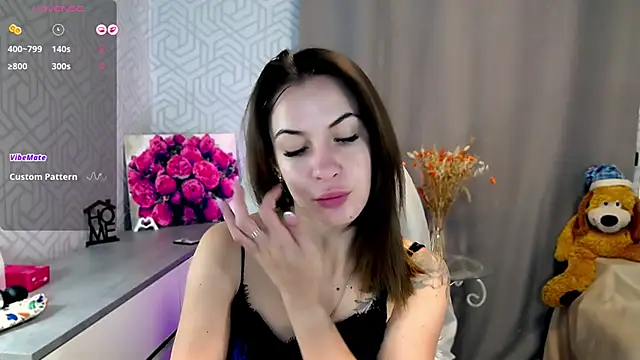 Snapshot of Naughty__Megan chatting on 09-12-25, 06:46 Naughty Megan online show from 09-12-25, 06:46