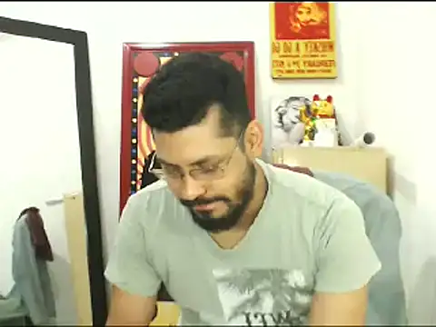 Snapshot of MikeRiverx chatting on 02-15-25, 10:31 MikeRiverx online show from 02-15-25, 10:31