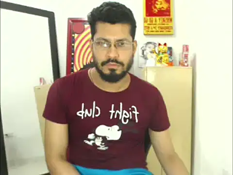 Snapshot of MikeRiverx chatting on 03-12-25, 03:57 MikeRiverx online show from 03-12-25, 03:57