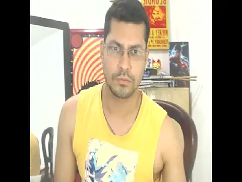 Snapshot of MikeRiverx chatting on 01-08-26, 03:42 MikeRiverx online show from 01-08-26, 03:42