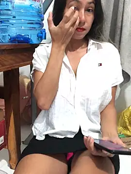 2HotAsain4u online show from 12-29-24, 11:29