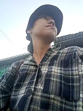 2HotAsain4u online show from 03-22-25, 12:49