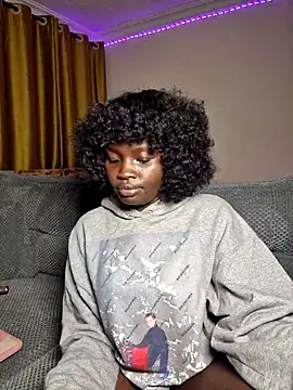 Mon cherrie  online show from 09-09-25, 11:48