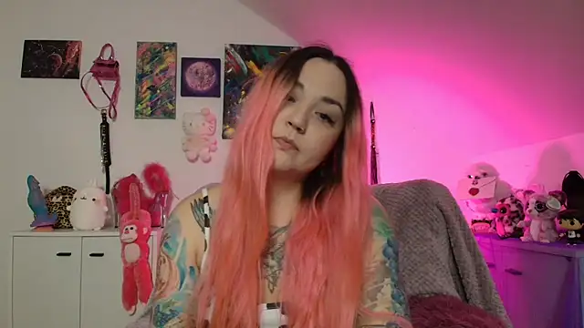 PinkHurricaneOfficial online show from 10-31-25, 09:38