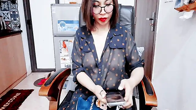 Miu-Le online show from 01-14-26, 07:25