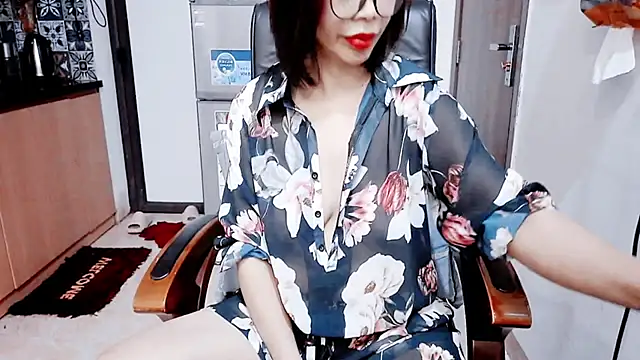 Miu-Le online show from 03-23-26, 04:55