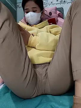 Snapshot of Xaoxang chatting on 01-11-26, 09:20 Xaoxang online show from 01-11-26, 09:20