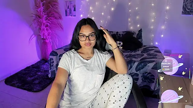 Riana Kean online show from 02-08-26, 08:18