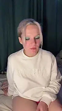 MrMrsRight online show from 12-20-24, 07:17