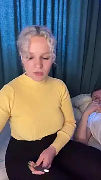 MrMrsRight online show from 12-22-24, 07:44