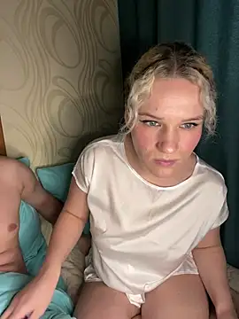 MrMrsRight online show from 01-29-25, 06:22