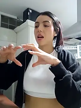 Snapshot of Julie_Bennet chatting on 10-17-25, 04:26 Julie Bennet online show from 10-17-25, 04:26