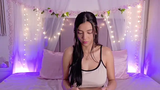 Julie Bennet online show from 03-06-26, 05:04