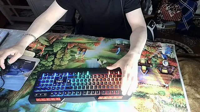 Snapshot of oleg1984 chatting on 09-14-25, 05:45 oleg1984 online show from 09-14-25, 05:45