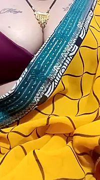 Snapshot of Beauty-khan chatting on 01-03-25, 01:03 Beauty-khan online show from 01-03-25, 01:03