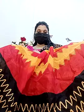 Snapshot of Beauty-khan chatting on 11-11-25, 04:18 Beauty-khan online show from 11-11-25, 04:18