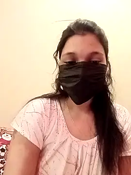 Snapshot of Beauty-khan chatting on 11-19-25, 07:03 Beauty-khan online show from 11-19-25, 07:03