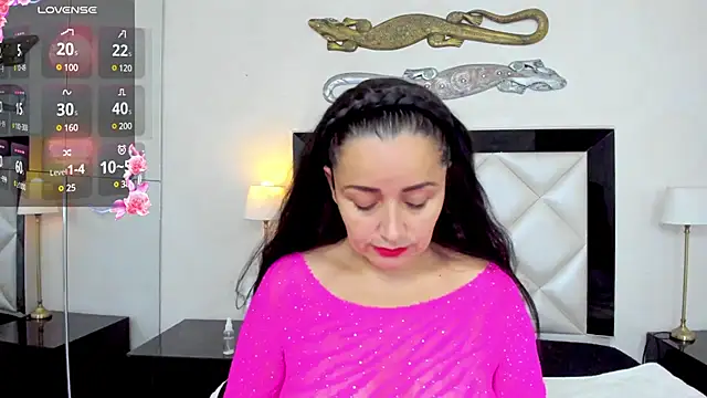 Snapshot of _luna__sweet_ chatting on 03-03-25, 03:52 luna sweet online show from 03-03-25, 03:52