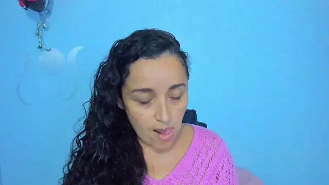 Snapshot of _luna__sweet_ chatting on 09-10-25, 01:16 luna sweet online show from 09-10-25, 01:16