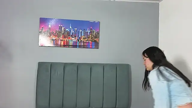 Alli cooper online show from 05-13-26, 01:30