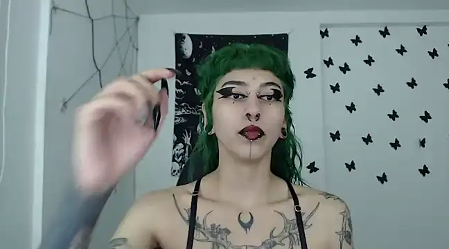 n0sferatus   online show from 12-14-24, 02:56