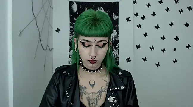 n0sferatus   online show from 12-24-24, 01:59