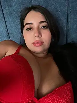 Snapshot of Tara__Sexy chatting on 02-01-25, 10:34 Tara Sexy online show from 02-01-25, 10:34