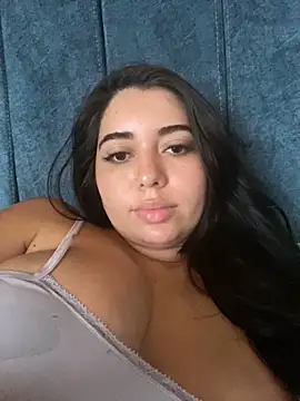 Snapshot of Tara__Sexy chatting on 02-07-25, 01:11 Tara Sexy online show from 02-07-25, 01:11