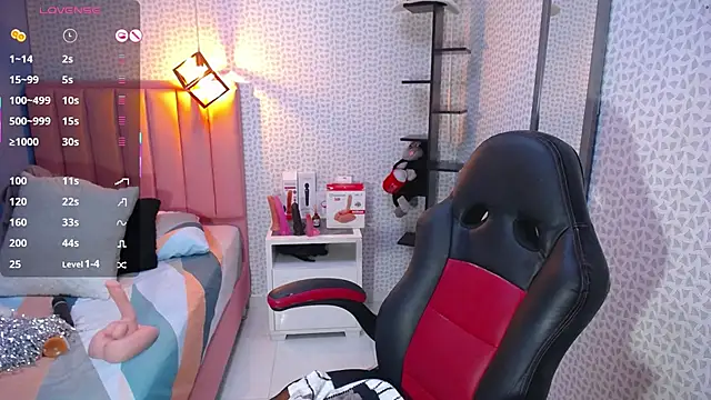 CATIAJONES online show from 10-10-25, 06:51