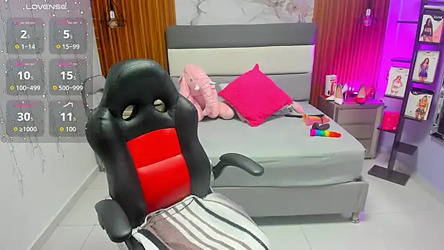 CATIAJONES online show from 05-21-26, 06:48
