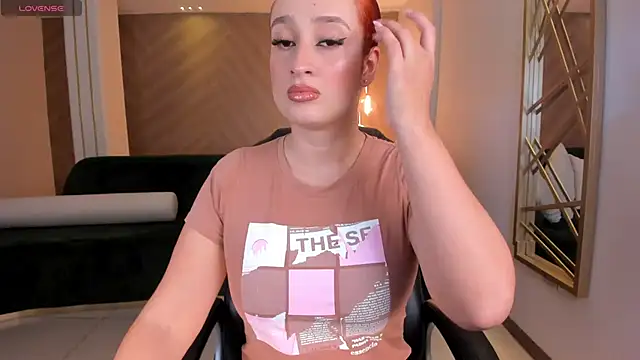 RosalineFiore online show from 01-10-25, 11:54