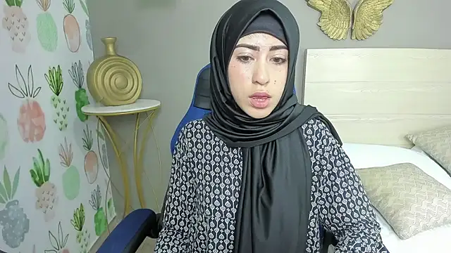 chaymae nah  online show from 01-11-25, 06:03