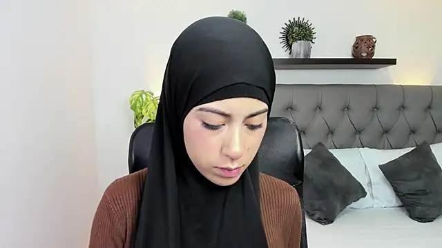 chaymae nah  online show from 03-12-25, 12:36