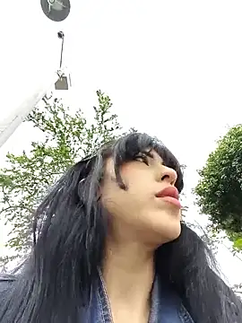 chaymae nah  online show from 04-18-26, 07:07