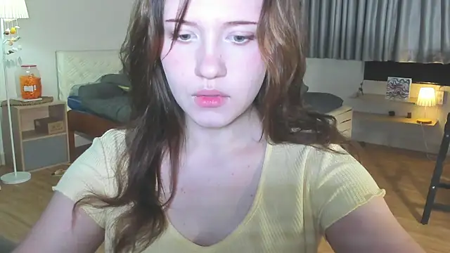 HanahCute online show from 01-15-25, 08:05