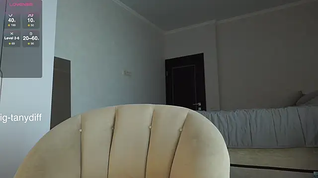 Snapshot of diffgirls2 chatting on 02-05-25, 07:39 diffgirls2 online show from 02-05-25, 07:39