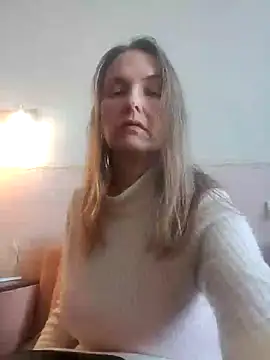 Evelina cute online show from 02-19-25, 10:56