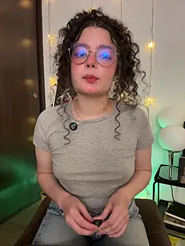 Antoniart  online show from 10-31-25, 02:01