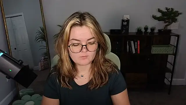 rodeobrii online show from 09-26-25, 03:43